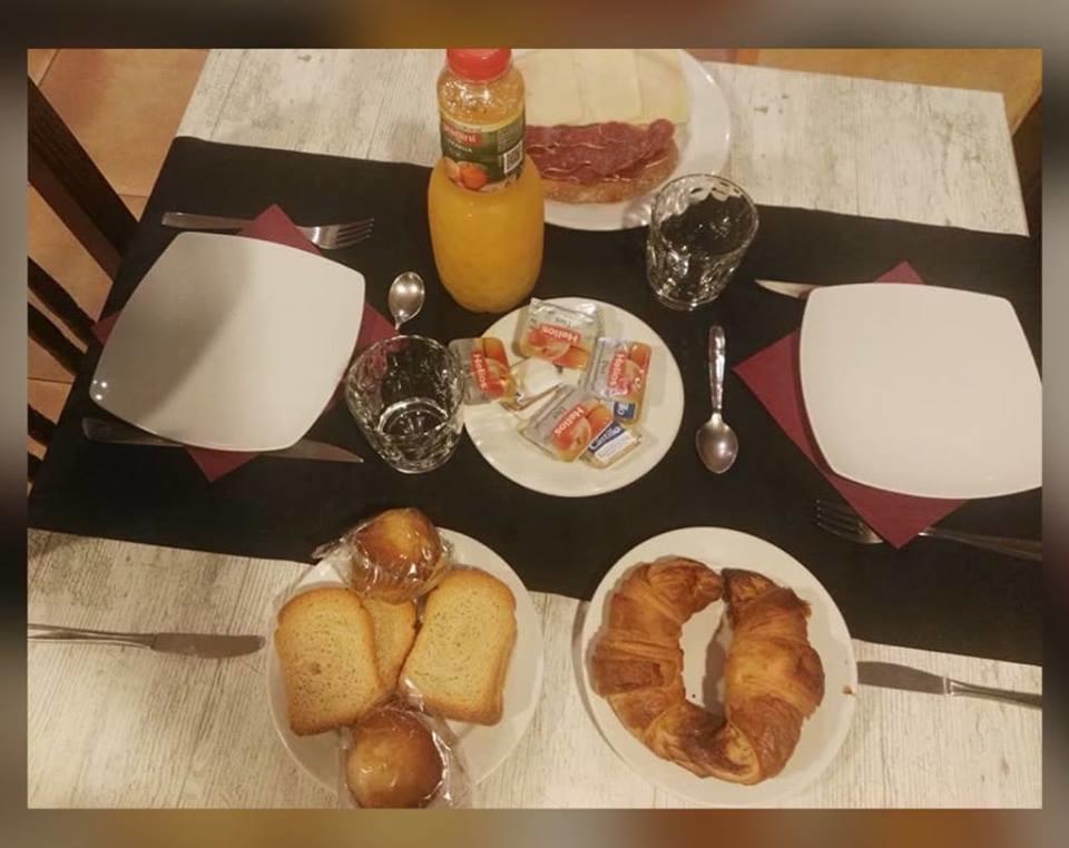 Hostal Can Barrina Arnés エクステリア 写真